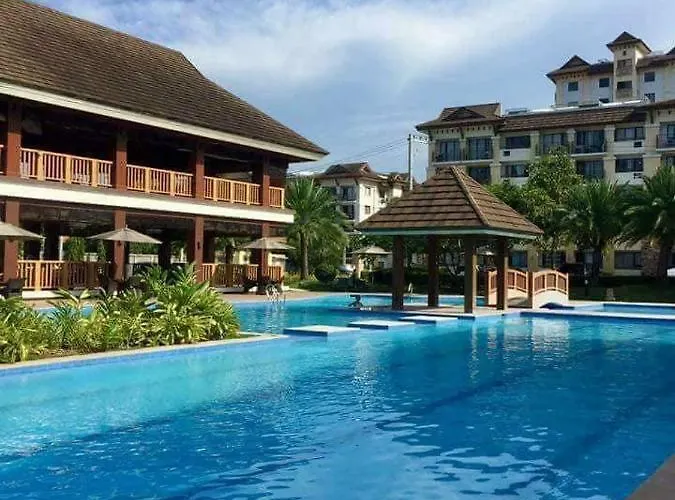 One Oasis Condominium 5*